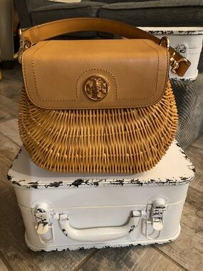 Tory Burch Logo Tan Wicker Basket w/Beige Camel Leather Flap Handbag